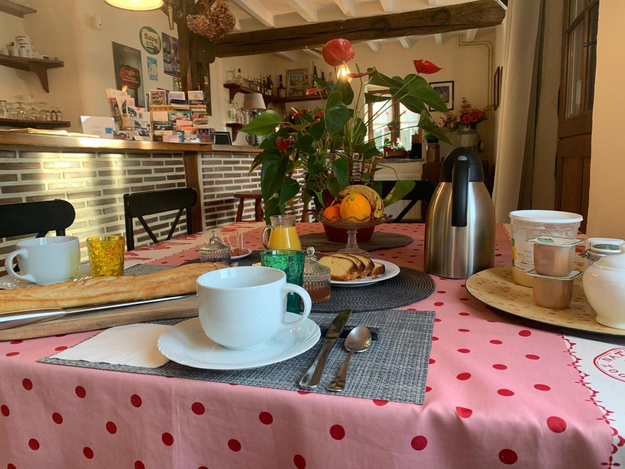 Les Logis Du Breuil Bed & Breakfast Marcheville Luaran gambar