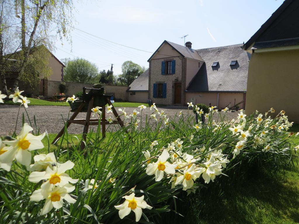 Les Logis Du Breuil Bed & Breakfast Marcheville Luaran gambar